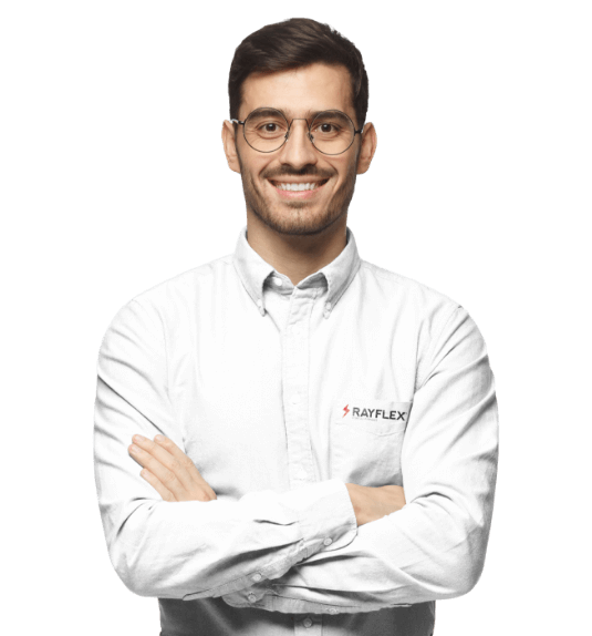 Foto de uma pessoa que representa uma pessoa do time da Rayflex